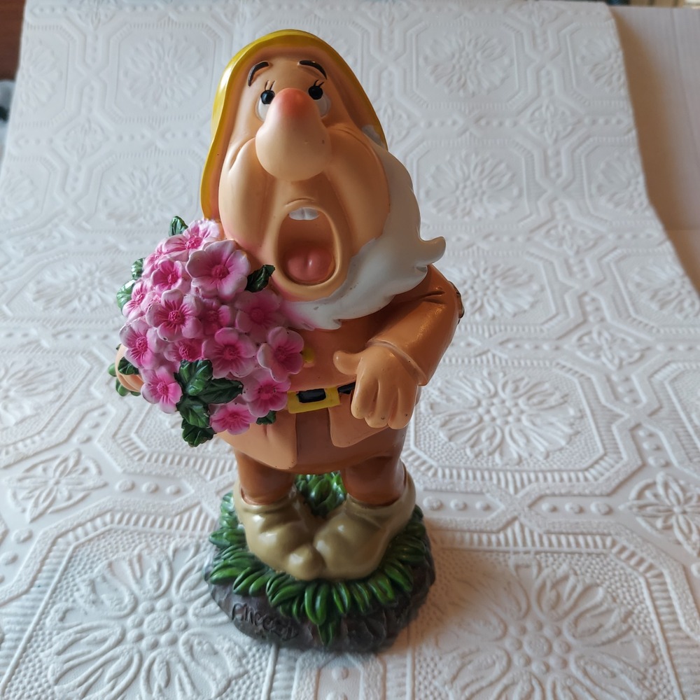 Disney Store Sneezy Snow White Seven Dwarfs Figurine with Flowers 7.5 Inch